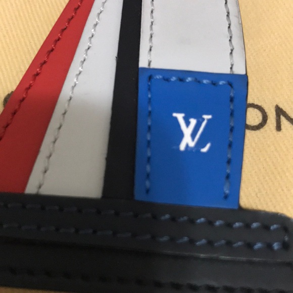 Louis Vuitton America’s Cup key chain/accessories - Picture 3 of 5